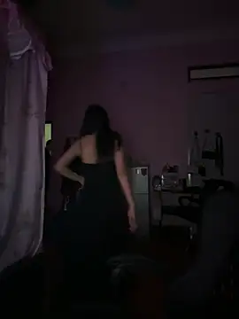 Snapshot of Kiee-lee chatting on April 19, 4:23 am Kiee-lee online show from April 19, 4:23 am
