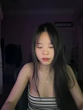Snapshot of Kiee-lee chatting on May 5, 10:29 pm Kiee-lee online show from May 5, 10:29 pm