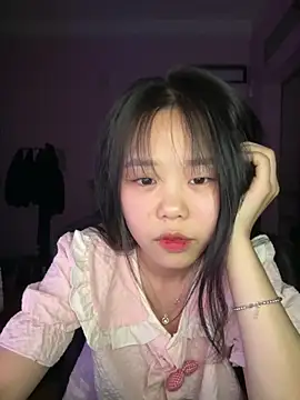 Snapshot of Kiee-lee chatting on May 13, 3:42 pm Kiee-lee online show from May 13, 3:42 pm