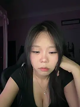 Snapshot of Kiee-lee chatting on June 3, 6:46 pm Kiee-lee online show from June 3, 6:46 pm
