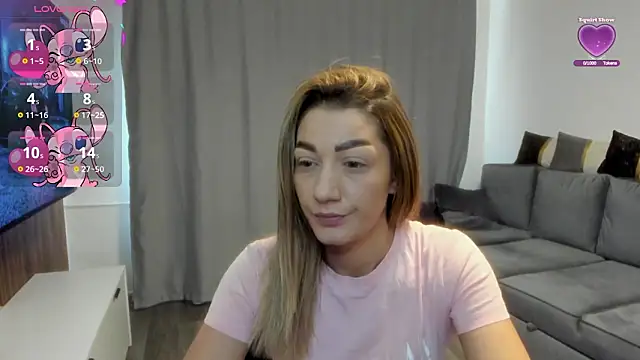 Snapshot of rossana_doll chatting on March 19, 9:13 am rossana doll online show from March 19, 9:13 am