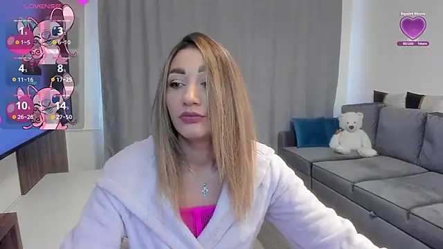 Snapshot of rossana_doll chatting on April 24, 7:22 am rossana doll online show from April 24, 7:22 am