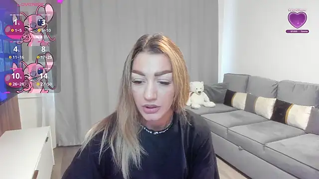 Snapshot of rossana_doll chatting on May 13, 7:39 am rossana doll online show from May 13, 7:39 am