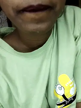 Snapshot of Simran_0011 chatting on March 18, 3:04 pm Simran 0011 online show from March 18, 3:04 pm