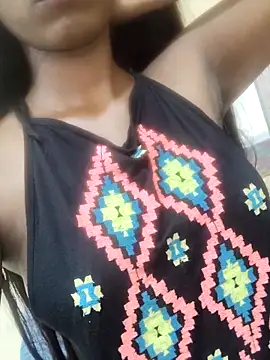 Snapshot of Simran_0011 chatting on March 21, 3:00 am Simran 0011 online show from March 21, 3:00 am