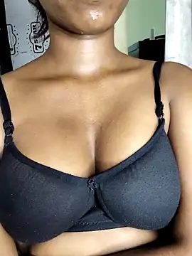 Snapshot of Simran_0011 chatting on April 29, 5:30 pm Simran 0011 online show from April 29, 5:30 pm