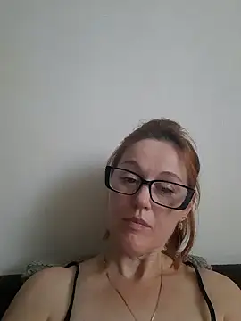 Snapshot of LanaOlbenst chatting on July 1, 11:01 am LanaOlbenst online show from July 1, 11:01 am