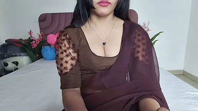 Snapshot of Husan-e-Jasmine chatting on March 14, 5:07 pm Husan-e-Jasmine online show from March 14, 5:07 pm