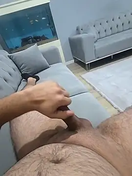 Snapshot of cesmegenc98 chatting on January 9, 6:21 pm cesmegenc98 online show from January 9, 6:21 pm