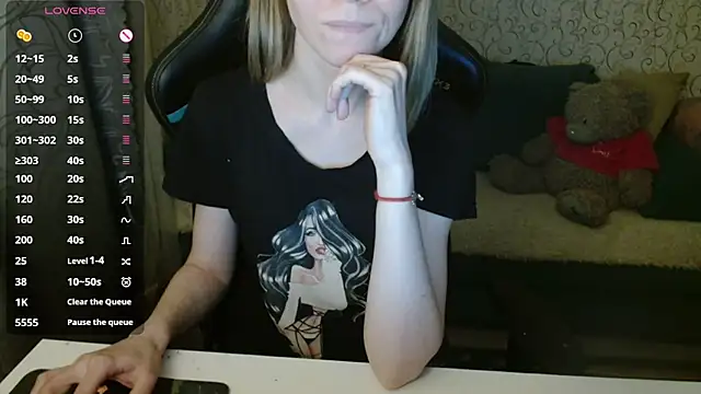   Katherine    online show from December 14, 4:23 pm