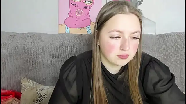 Snapshot of GirlPlayer chatting on November 27, 8:38 am GirlPlayer online show from November 27, 8:38 am