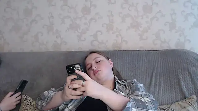 GirlPlayer online show from June 9, 8:48 am