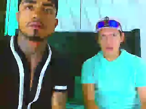 Snapshot of Hot_Latino_x chatting on November 24, 1:00 pm Hot Latino x online show from November 24, 1:00 pm