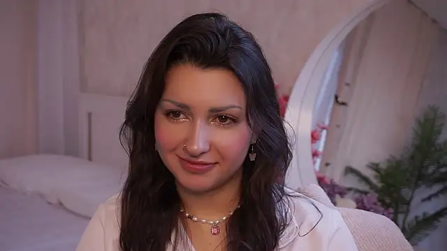 Snapshot of DovieMascall chatting on November 24, 7:41 am DovieMascall online show from November 24, 7:41 am