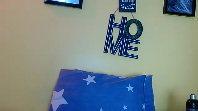 angel18evil online show from January 17, 1:10 am