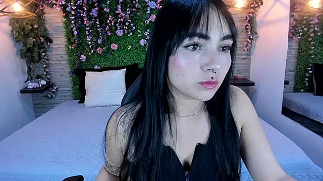 Snapshot of kittyMelvis chatting on November 29, 12:24 am kittyMelvis online show from November 29, 12:24 am