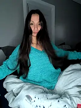 Snapshot of LexiLuxi chatting on November 23, 3:17 am LexiLuxi online show from November 23, 3:17 am