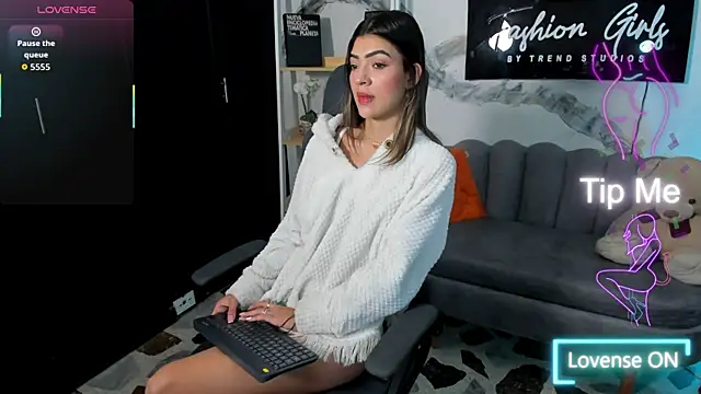 RenataMason online show from December 19, 12:45 pm