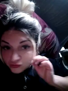 CharleyCream online show from December 17, 11:05 am