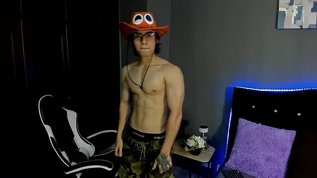 Snapshot of eren_jeager chatting on March 29, 2:22 am eren jeager online show from March 29, 2:22 am
