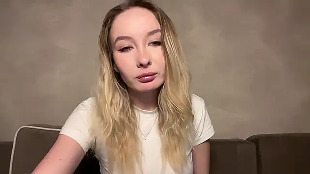 Snapshot of keeendall chatting on December 16, 7:52 pm keeendall online show from December 16, 7:52 pm