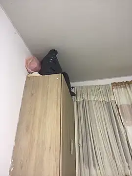 katthyasmitth online show from February 3, 2:53 am