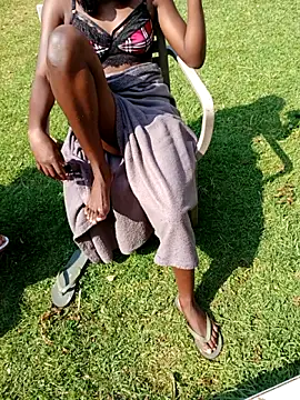 Snapshot of VirginPrincess06 chatting on December 4, 1:09 pm VirginPrincess06 online show from December 4, 1:09 pm