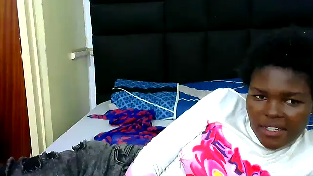VirginPrincess06 online show from June 26, 8:52 am