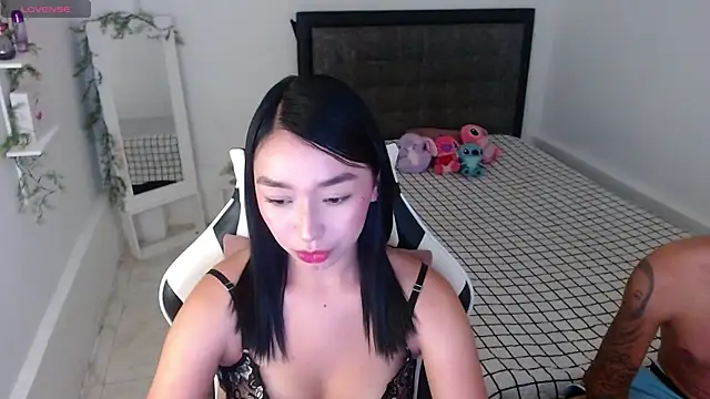 Ariel Laurentt online show from July 3, 2:18 am
