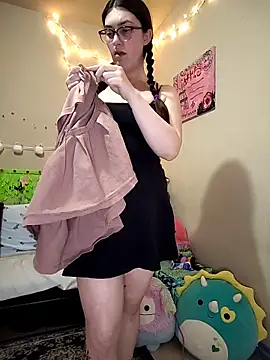 LaylaLucis online show from March 29, 12:10 am