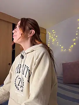 Snapshot of melissacloudlatin chatting on March 11, 1:00 am melissacloudlatin online show from March 11, 1:00 am