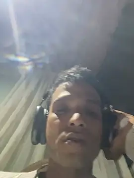 Gzinho69ik online show from July 15, 2:17 am