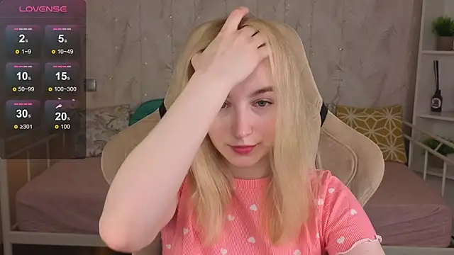 Shy Polly online show from June 7, 12:04 am
