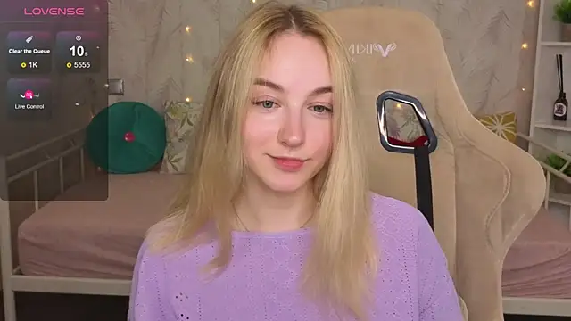 Shy Polly online show from June 11, 2:53 am