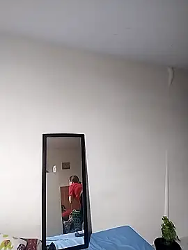 Snapshot of Monitaxhot chatting on January 10, 11:42 pm Monitaxhot online show from January 10, 11:42 pm