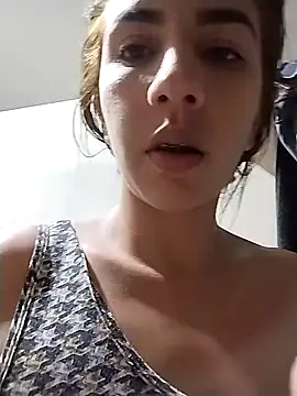 Snapshot of Monitaxhot chatting on January 15, 7:35 am Monitaxhot online show from January 15, 7:35 am