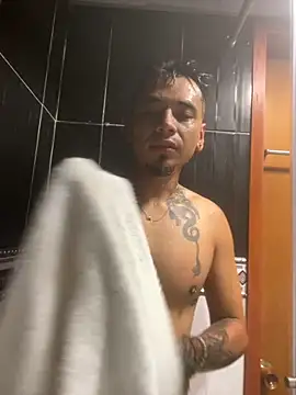 Snapshot of 1Panini21 chatting on November 26, 7:59 pm 1Panini21 online show from November 26, 7:59 pm