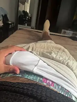 Snapshot of 1Panini21 chatting on February 23, 7:11 pm 1Panini21 online show from February 23, 7:11 pm