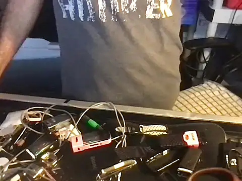 Snapshot of SinlessFreedom7 chatting on February 12, 7:36 am SinlessFreedom7 online show from February 12, 7:36 am