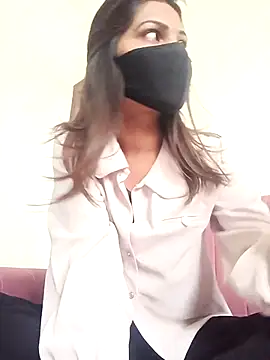 Snapshot of Lovely_girl- chatting on February 17, 5:15 am Lovely girl- online show from February 17, 5:15 am