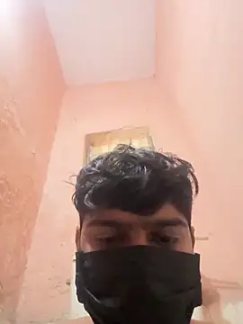 Snapshot of hardboydick2000 chatting on November 30, 7:56 am hardboydick2000 online show from November 30, 7:56 am