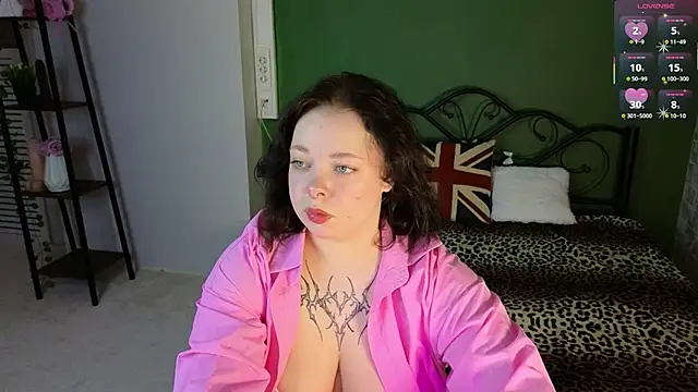 Snapshot of Vlada_vv chatting on April 26, 6:11 am Vlada vv online show from April 26, 6:11 am