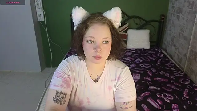 Snapshot of Vlada_vv chatting on June 28, 3:56 am Vlada vv online show from June 28, 3:56 am