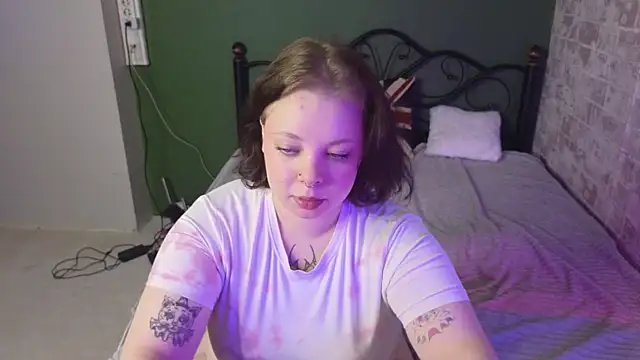 Snapshot of Vlada_vv chatting on July 5, 12:50 am Vlada vv online show from July 5, 12:50 am