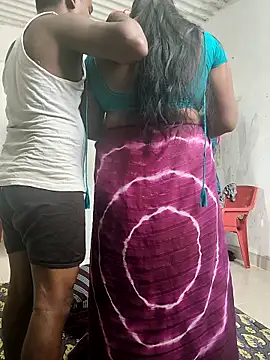 Snapshot of Desicouple1706 chatting on March 10, 5:12 am Desicouple1706 online show from March 10, 5:12 am