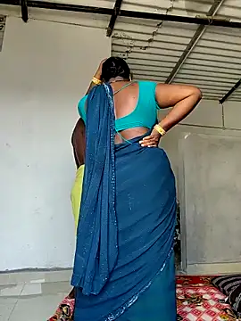 Snapshot of Desicouple1706 chatting on March 21, 11:15 am Desicouple1706 online show from March 21, 11:15 am