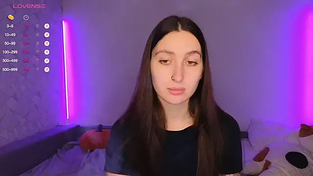 Snapshot of KikkyMi chatting on November 28, 8:22 pm KikkyMi online show from November 28, 8:22 pm