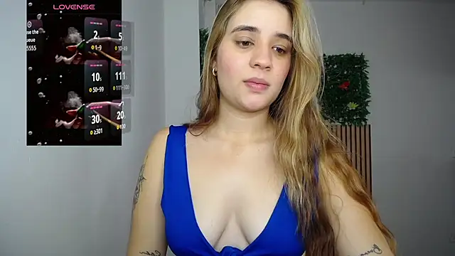 Snapshot of Karol_Stones chatting on December 2, 4:57 pm Karol Stones online show from December 2, 4:57 pm