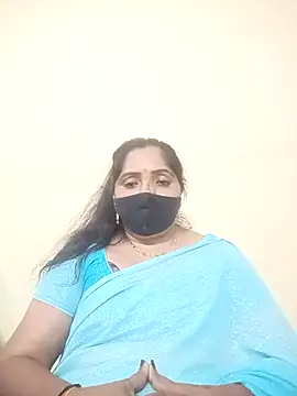 Snapshot of Soni-queen chatting on December 1, 5:29 pm Soni-queen online show from December 1, 5:29 pm