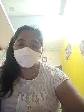 Snapshot of Soni-queen chatting on December 14, 12:16 am Soni-queen online show from December 14, 12:16 am